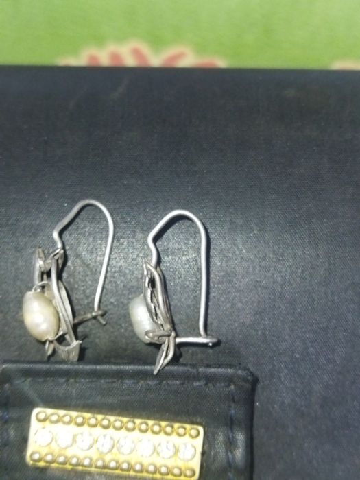 Серьги серебряные.