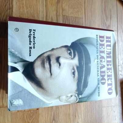 vendo livro Humberto Delgado