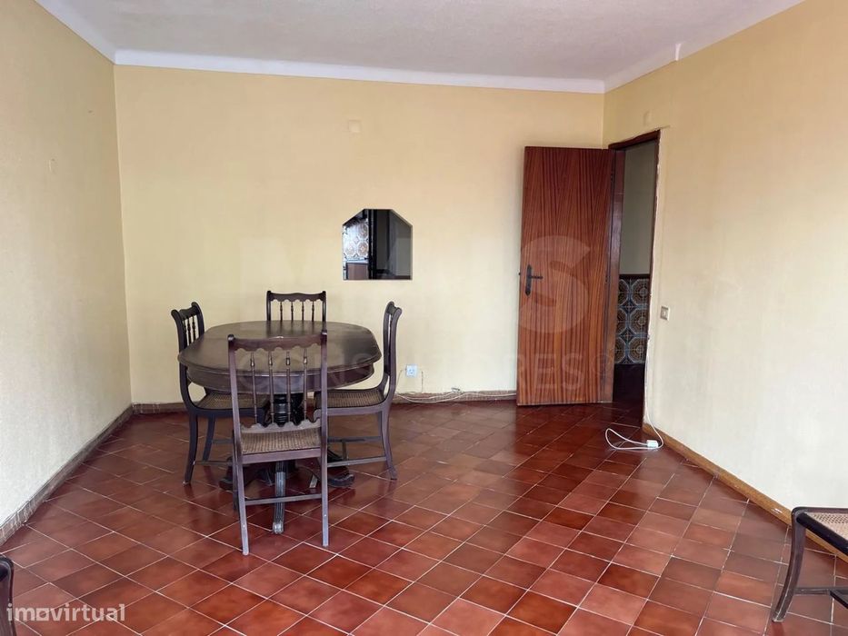 Apartamento T3 no centro das Caldas da Rainha com elevador
