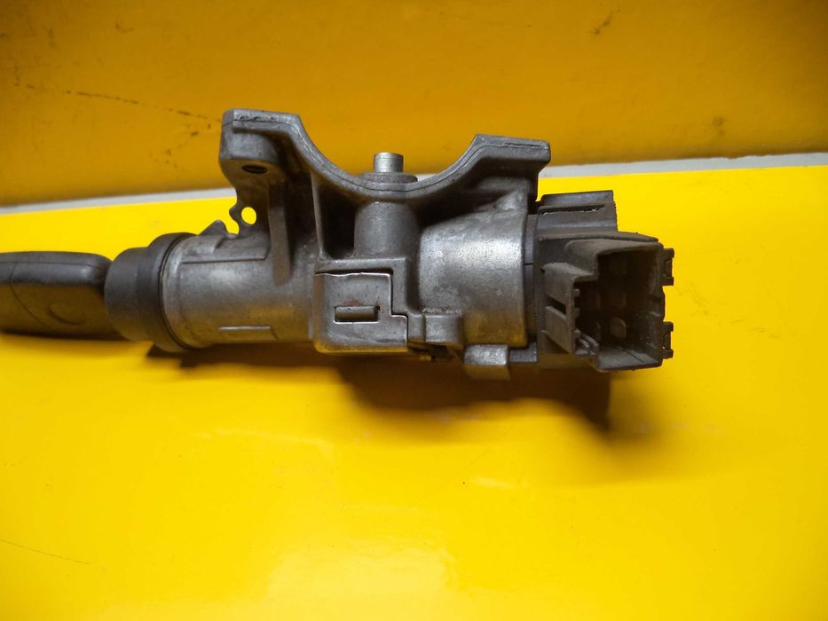 Замок зажигания Volkswagen T5 Skoda Fabia 2 Seat Ibiza з 03-16 р.в.