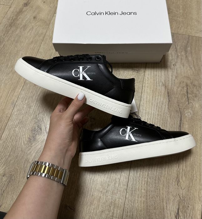 Кросівки кеди Calvin Klein жіночі оригінал натуральна шкіра 36