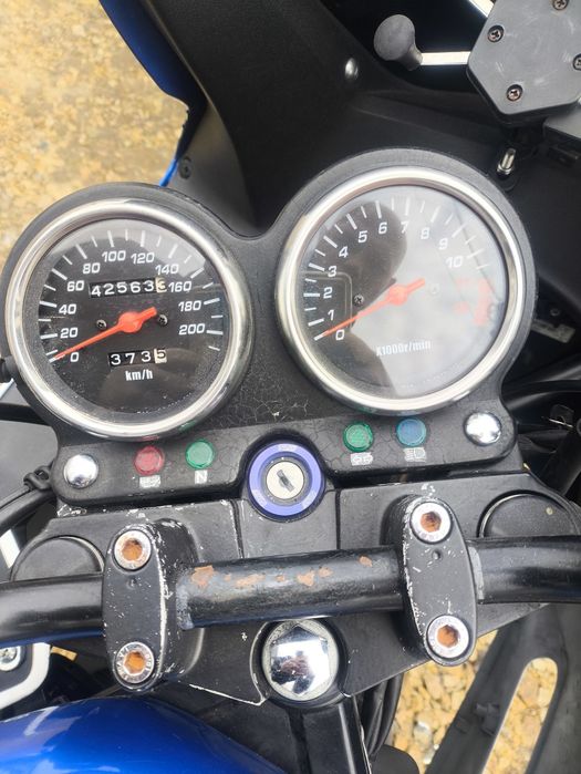 Suzuki GS 500F 2005r