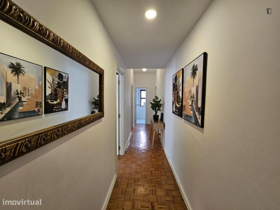 Quarto - localizado em Bairro do Sol Coimbra