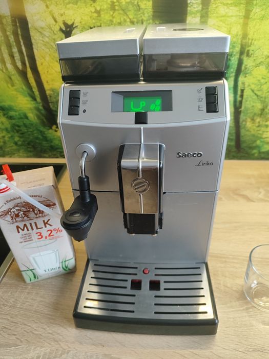 Ekspres do kawy Saeco lirika + spieniacz do mleka.