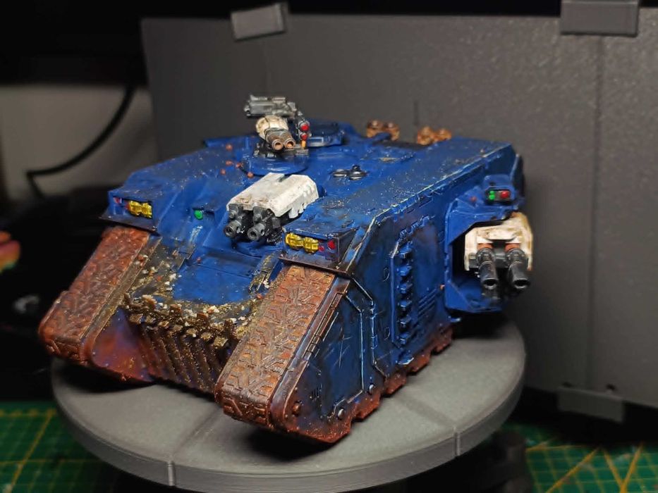 Warhammer 40k Land Raider