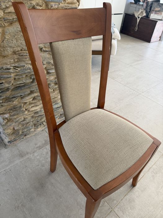 Vendo cadeiras de mesa de jantar