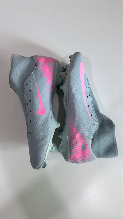 Chuteiras Nike mercurial