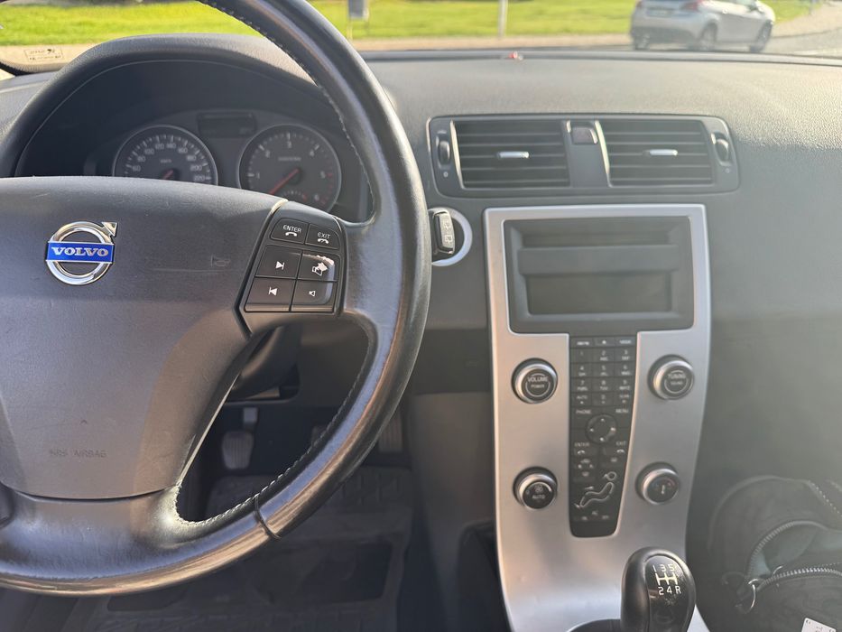 Carro citadino Volvo C30