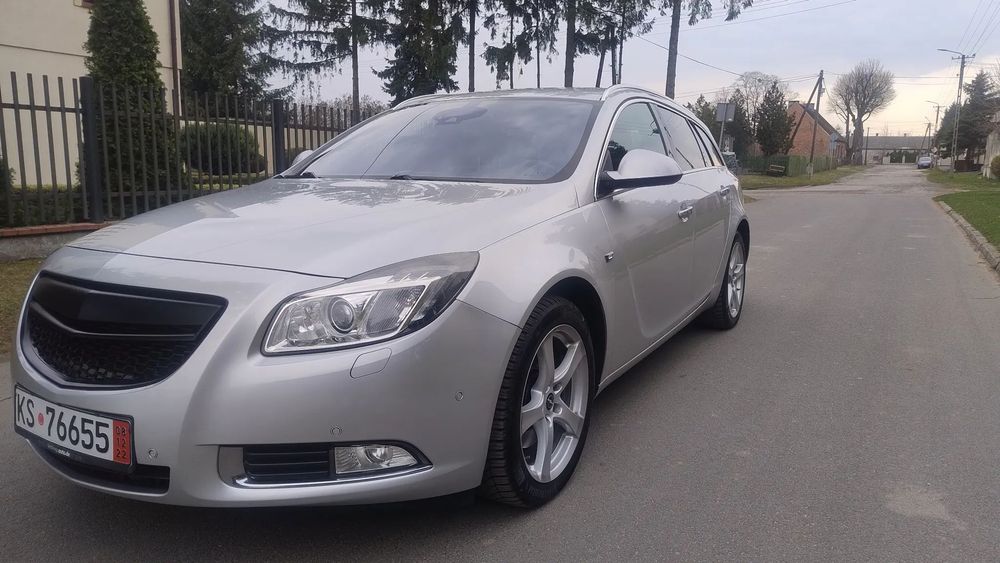 Opel Insignia 2.0T 250KM 4x4 Automat Skóry BiXenon Navi Alu 100%Bezwyp Oryginał !!!