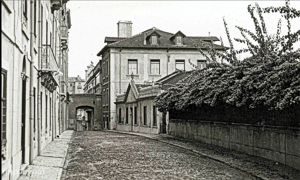 Apartamento 11 divisões  com vista frontal rio