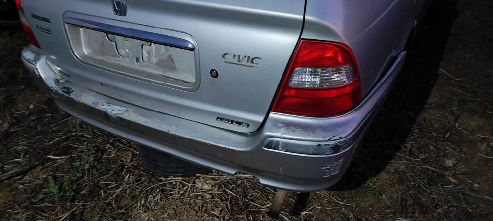 Mala e parachoques honda civic aerodeck