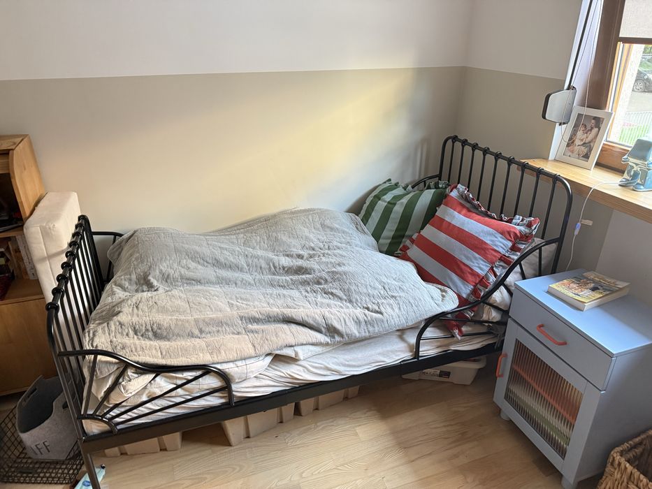 Ikea Minnen łóżko rosnące wraz z dzieckiem plus materac