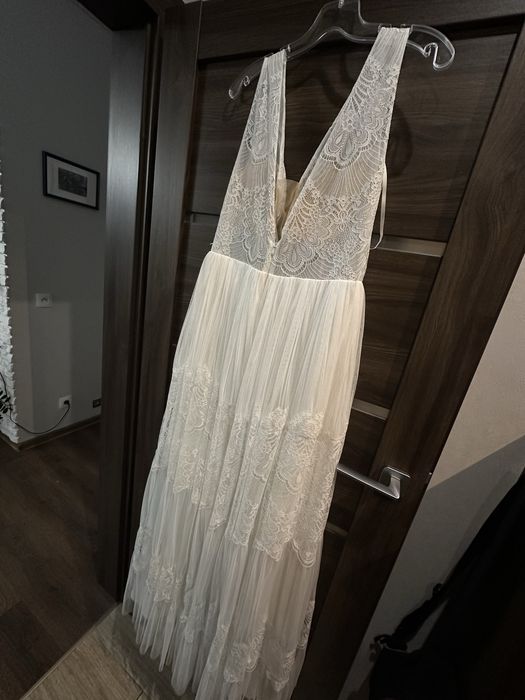 sukienka slubna rozmiar 46