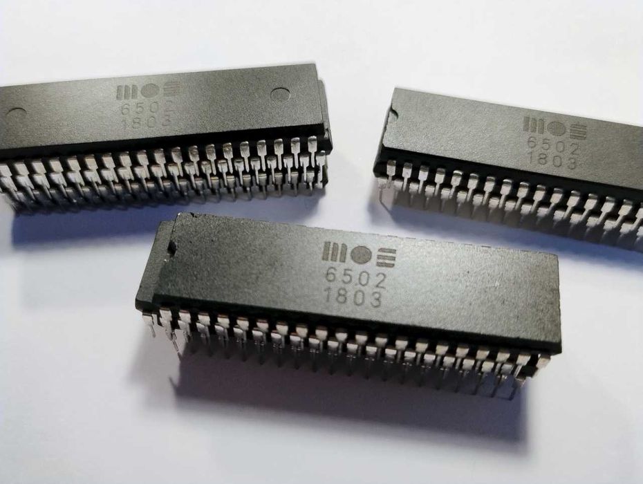 Mikroprocesor MOS Technology 6502, DIP 40