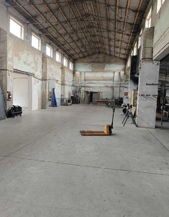 Оренда виробничого приміщення з верстатами