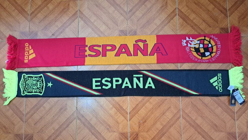 Cachecóis duplos da selecção espanhola de futebol