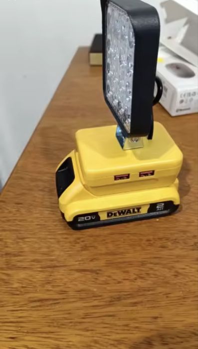Лампа прожектор dewalt 2usb  кемпінг подорожі