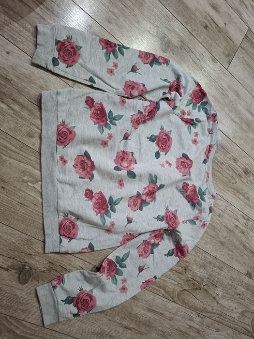 Bluza bluzka r 134/140