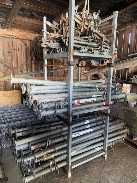 Stemple budowlane Peri Doka Hunnebeck