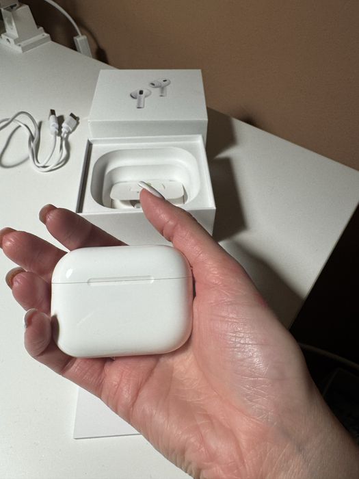 Air Pods Pro 3 nowo kupione w idealnym stanie