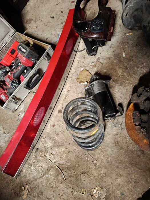 Części Ford Scorpio 1996 2.3 benzyna