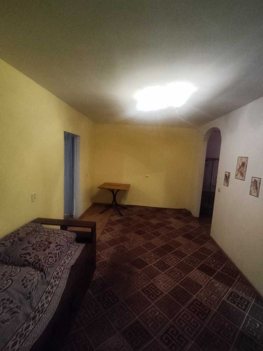 Продам 2-х комнатную на Соцгороде