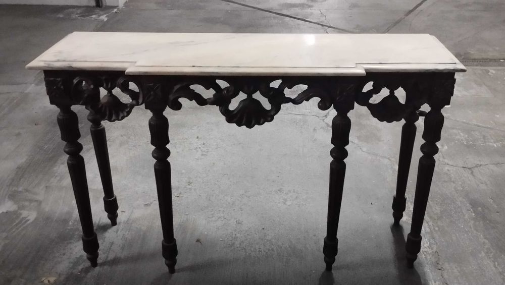 Credencia com espelho