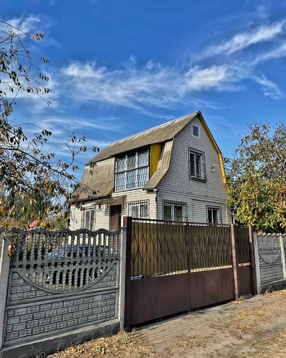 Затишна дача з ремонтом