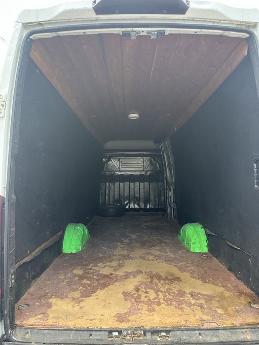 IVECO DAILY 35-130 2.3