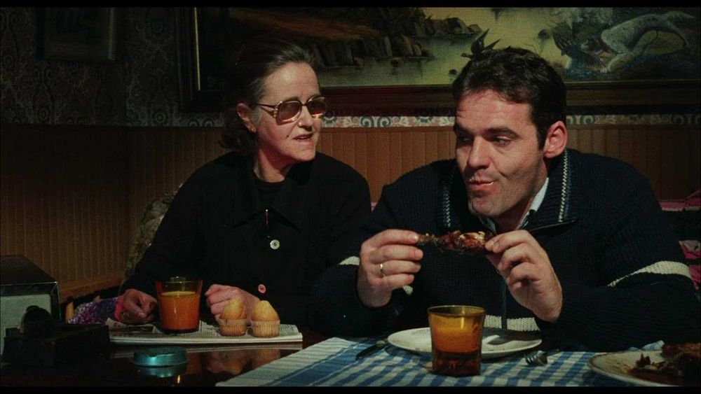 QUE FIZ EU PARA MERECER ISTO (Pedro Almodóvar) Carmen Maura