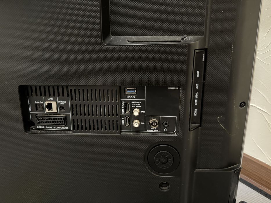 Продам телевизор Grundig!