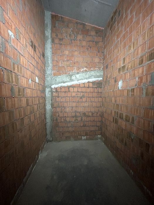 Продам простору комору (кладовку) в ЖК Моцарт (вул.Короленка,2К) Центр