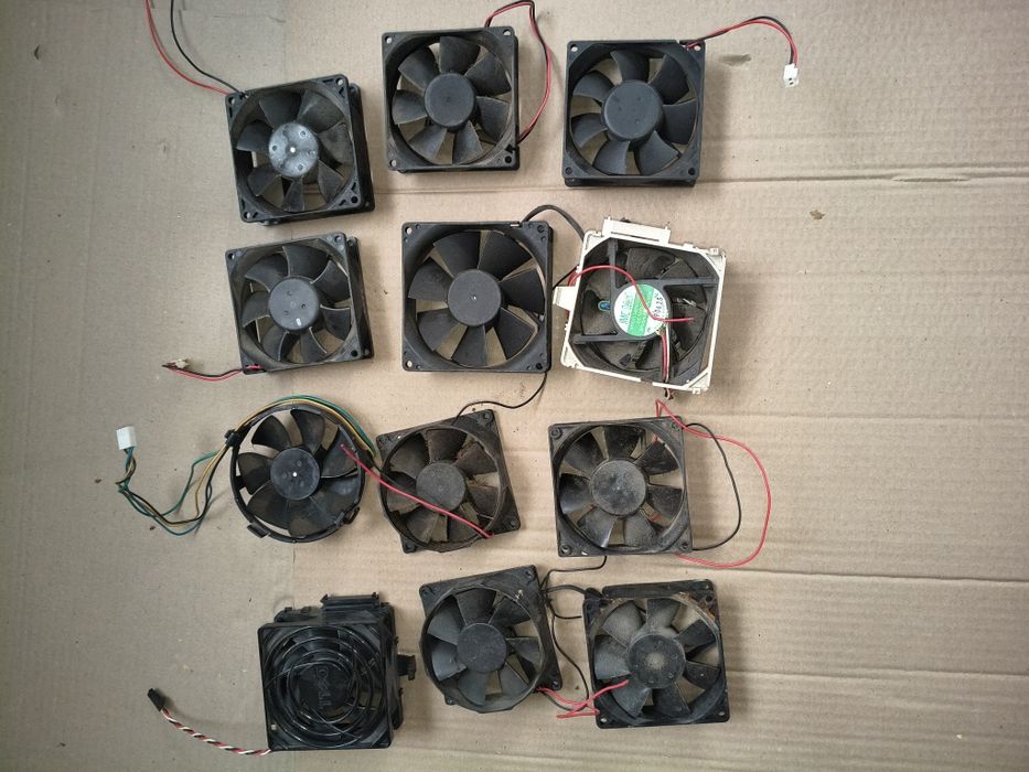 Wentylatory z komputera 12 szt