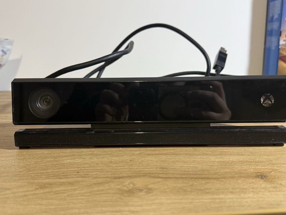Xbox one z padem kinecktem i grą