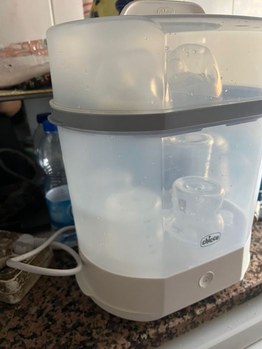 Esterilizador biberões Chicco e Aquecedor de Biberoes