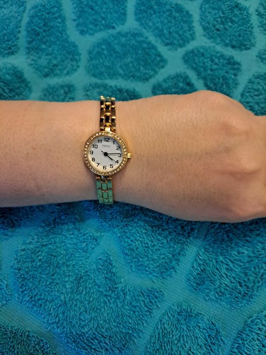 Okazja ! Zegarek damski  PACIFIC z piękną bransoletką .