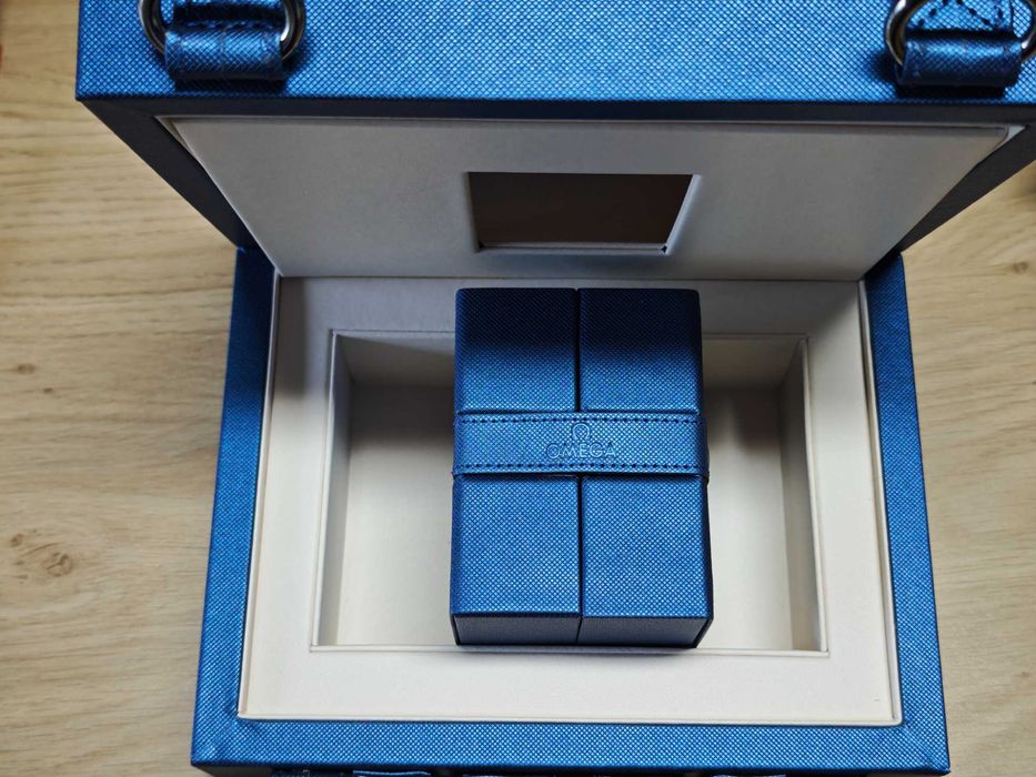 Caixa Omega Speedmaster Snoopy