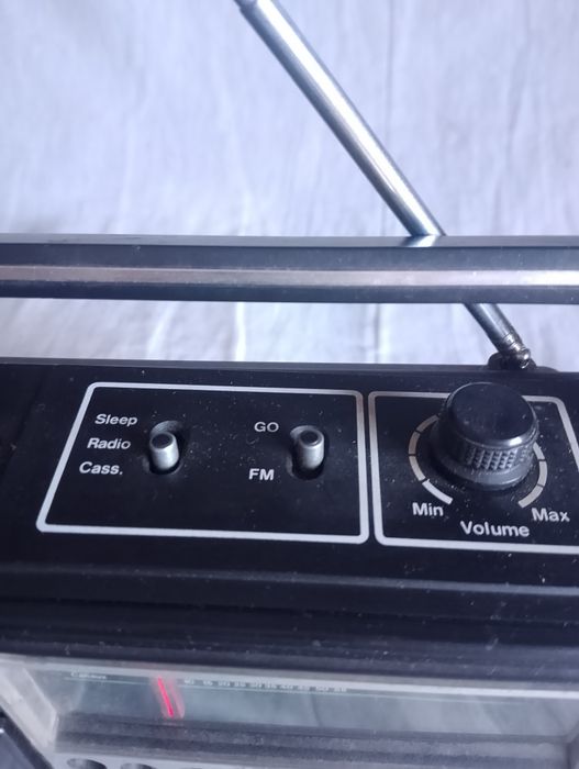 Rádio portátil, bom estado