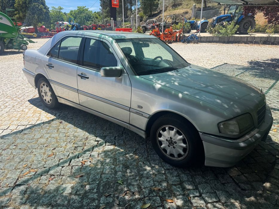 Mercedes 250 Turbo diesel