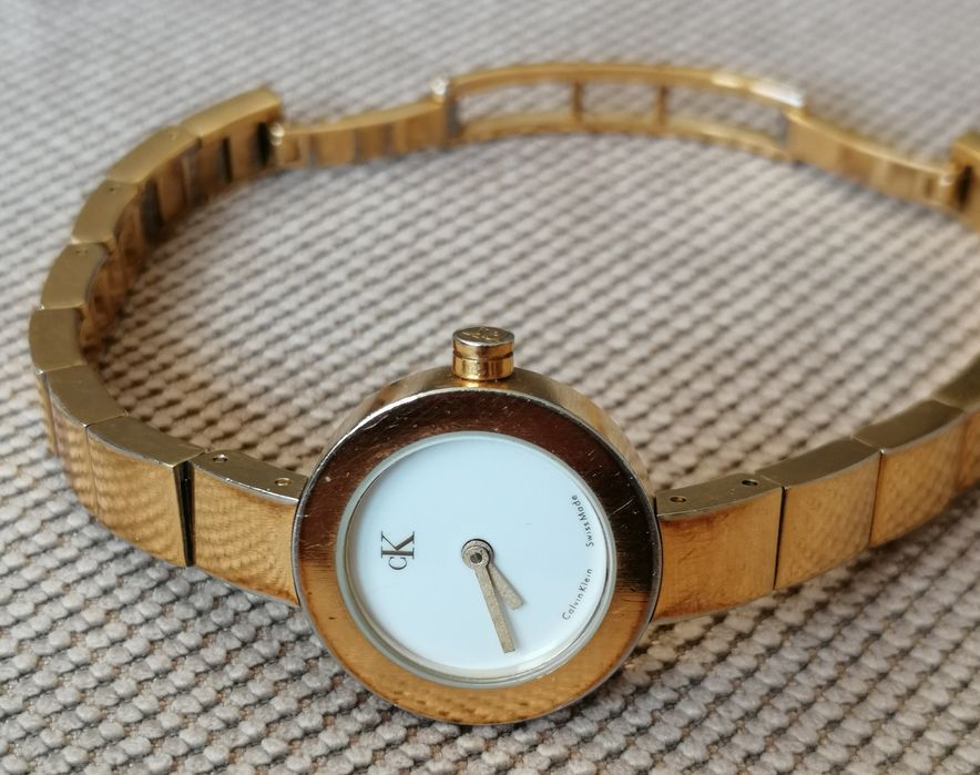 Zegarek CK oryginalny.  Plus 2 nowe baterie srebrowe