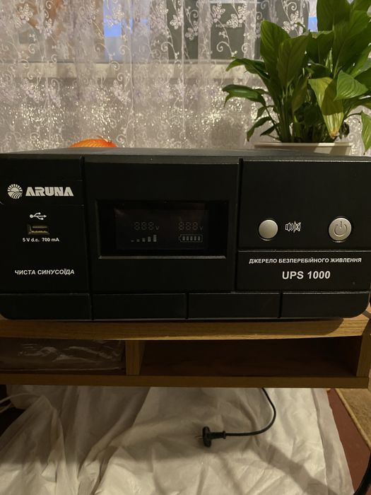 Безперебійник напруги