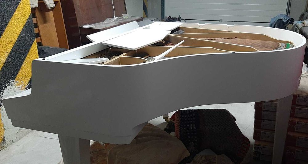 Німецький рояль Geyer 138