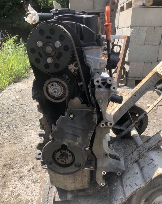 Silnik VW Transporter T5 1.9 TDI BRS 102KM 2007r