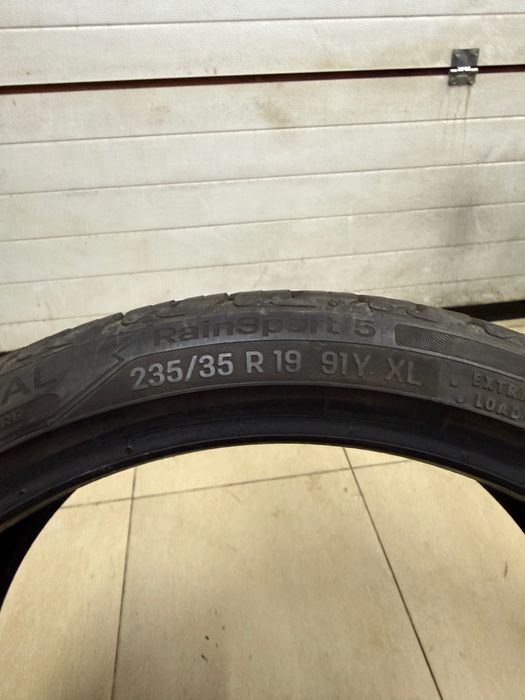 Opony uniroyal rainsport 235/35R19
