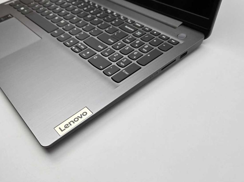 Laptop Lenovo Ideapad 3-15ITL 15,6 " Intel Core i5 8 GB / 512 GB szary