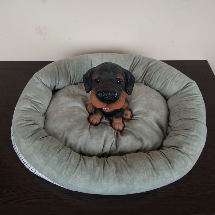 Лежанка для котика,чи маленького собаки.