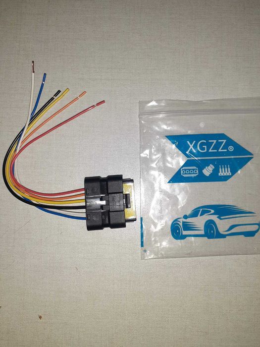 разьём бензонасоса Ситроен, Пежо, 6-ти контактный, Новый.