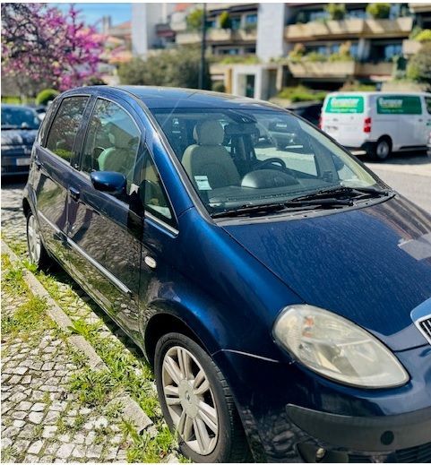 Lancia Musa 1.3 16V M-jet Platino