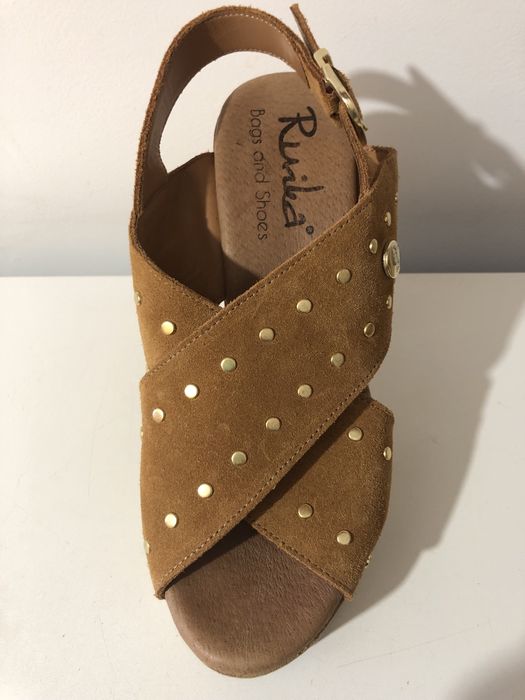 Sandálias Ruika - muito leves e bonitas