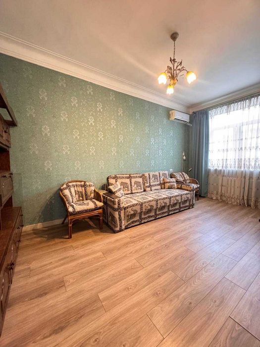 Оренда 2-х кімнатної кватири на Саксаганського 85 М.Українських Героїв